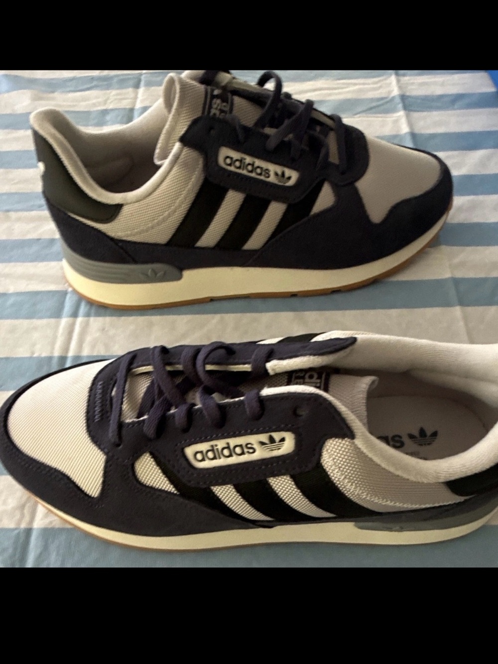 Adidas Treziod 2 Retro Sneakers - US 9M / 10W (EU 42.5)